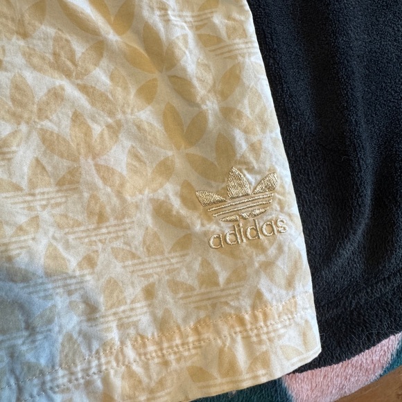 Adidas Trefoil Button Up Short Sleeve - Picture 2 of 4